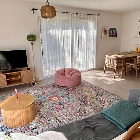 Maison De Village בית נופש *